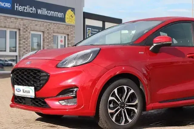 Gebraucht Ford Puma ST-Line 125 PS (91 kW) 2022 Rot SUV