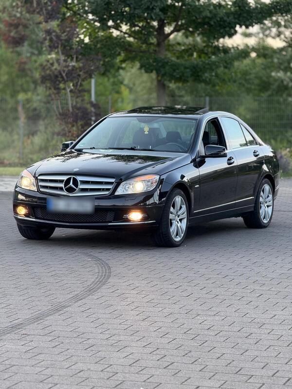 Schwarz Gebraucht 2009 Mercedes C280 Limousine | 6.500 € (Fairer Preis) - Bild 1/4