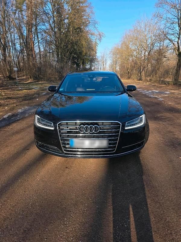 Second-hand Audi A8 Comfort 258 CP (189 kW) 2013 Negru Berlinǎ