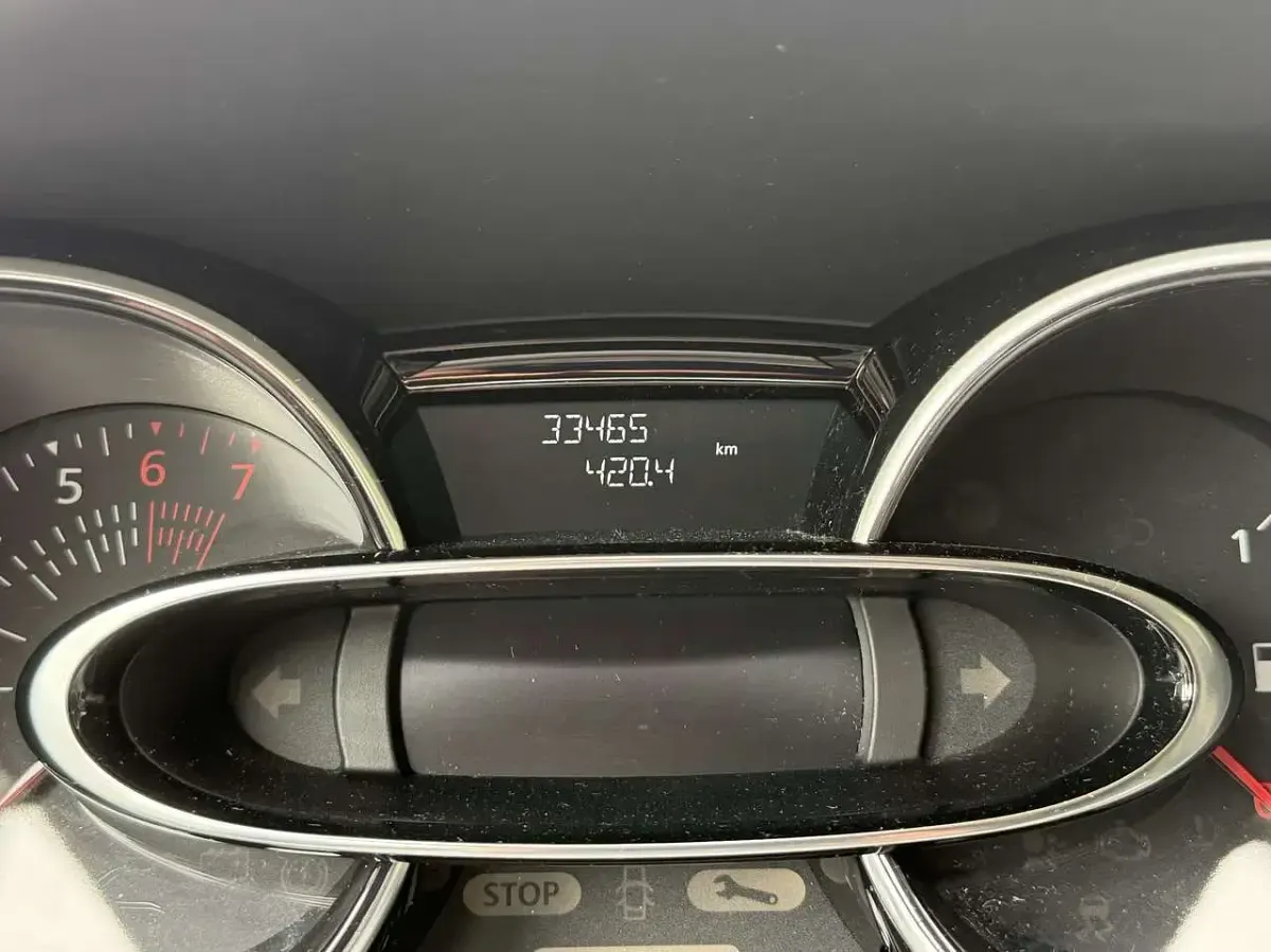 Gebraucht Renault Clio LIMITED 90 PS (66 kW) 2020 Schwarz Kombi