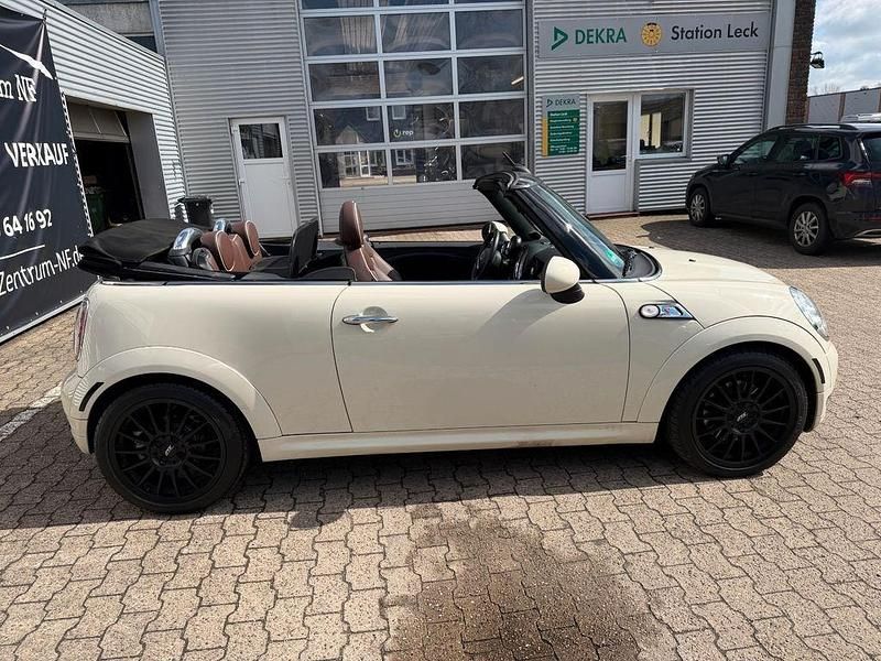 Gebraucht Mini Cooper S Cabriolet 174 PS (127 kW) 2010 Weiß Cabrio