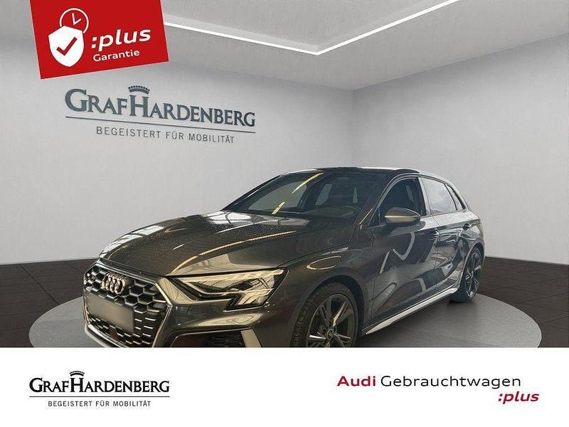 Daytonagrau perleffekt Gebraucht 2023 Audi S3 Design Limousine | 39.930 € (Fairer Preis) - Bild 1/4