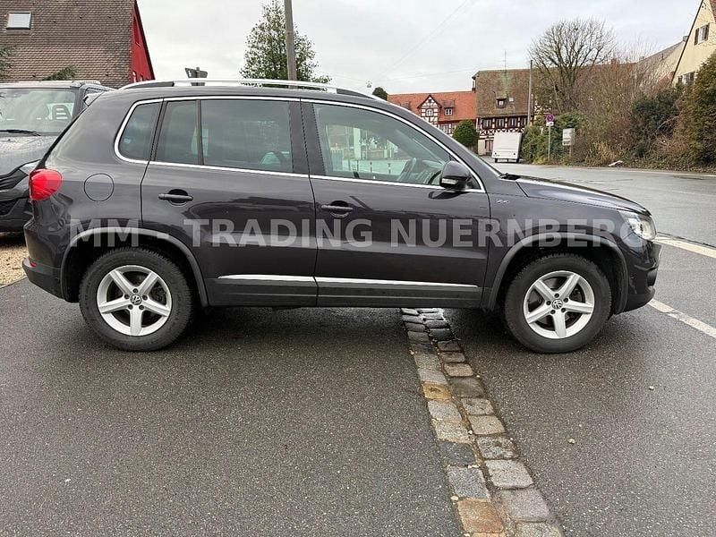 Gebraucht VW Tiguan LOUNGE 110 PS (80 kW) 2016 Grau SUV