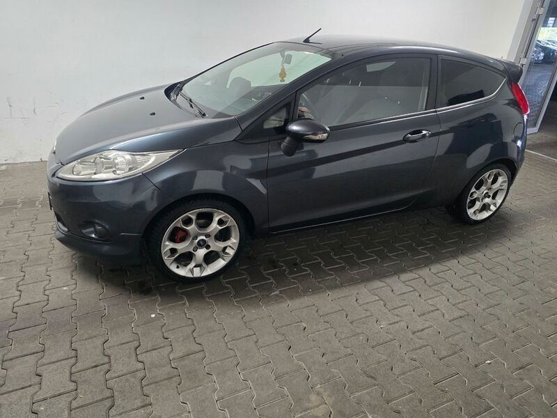 Grau Gebraucht 2009 Ford Fiesta Sport Kleinwagen | 3.000 € (Guter Preis) - Bild 1/4