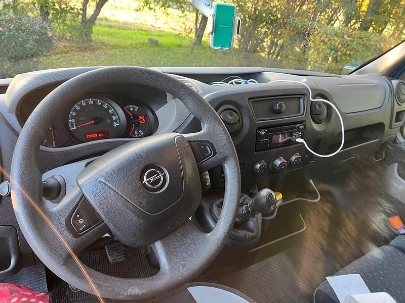 Gebraucht Opel Movano 145 PS (106 kW) 2017 Blau Van / Kleinbus