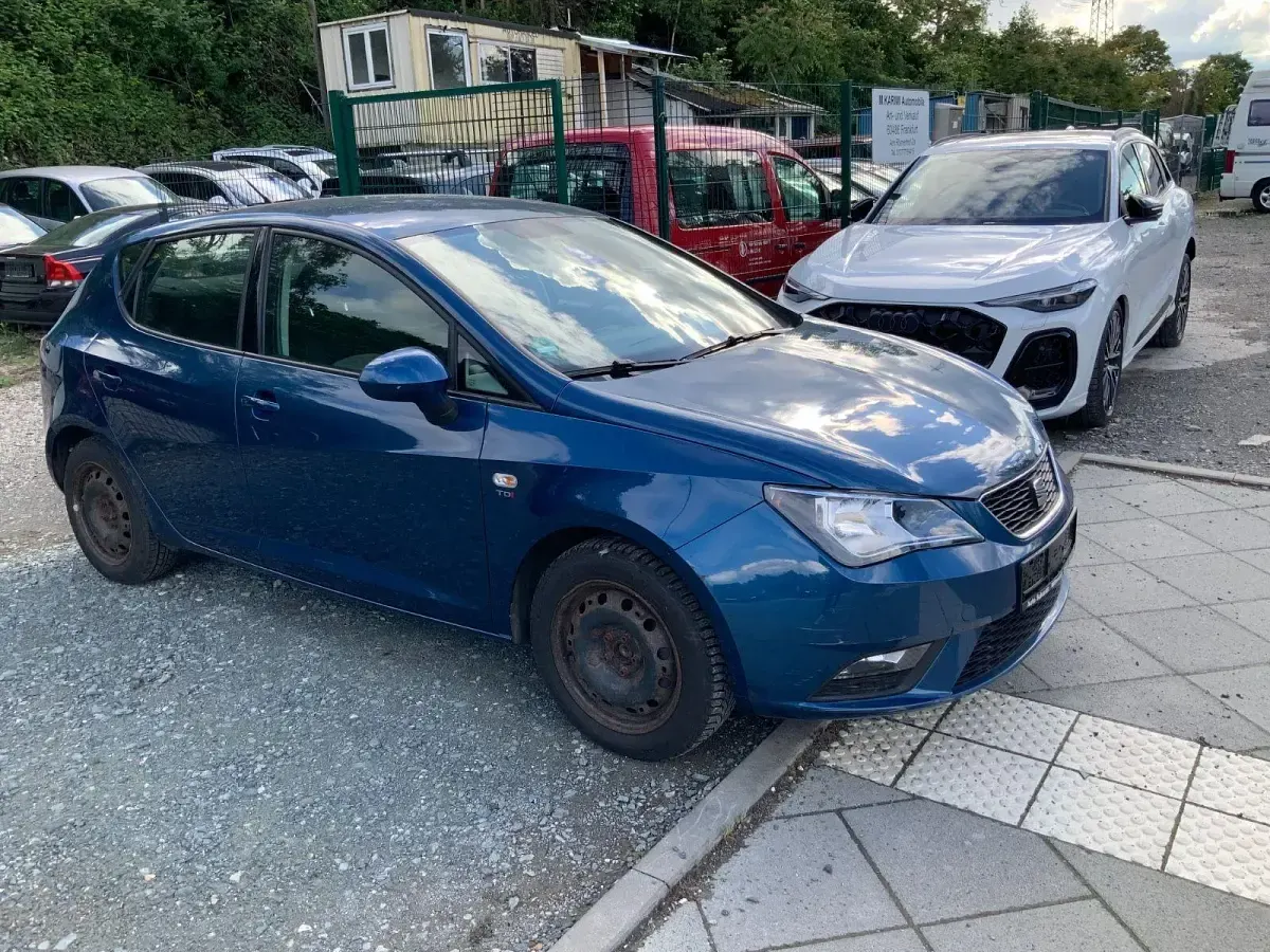 Gebraucht Seat Ibiza 105 PS (77 kW) 2013 Blau Limousine