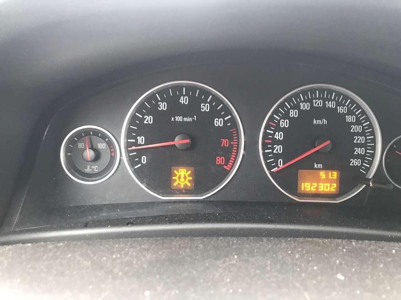 Gebraucht Opel Vectra Elegance 155 PS (114 kW) 2004 Silber Limousine