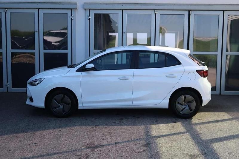 Neu MG MG3 116 PS (85 kW) 2025 Weiß (dover white) Kleinwagen