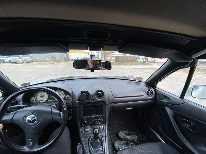 Gebraucht Mazda MX5 110 PS (80 kW) 2001 Grau Cabrio