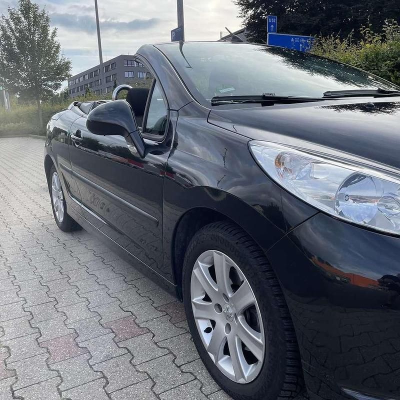 Gebraucht Peugeot 207 120 PS (88 kW) 2008 Cabrio