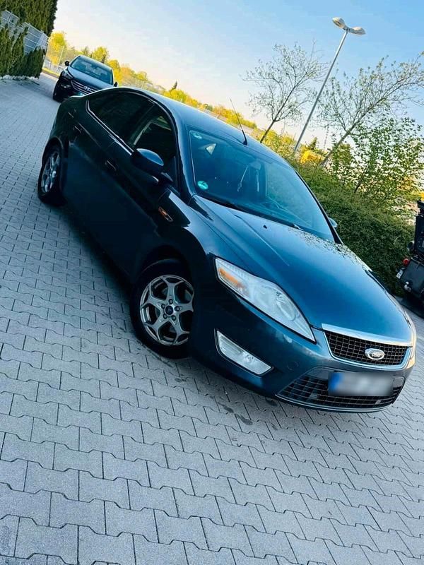 Gebraucht Ford Mondeo 130 PS (95 kW) 2007 Andere farben Limousine