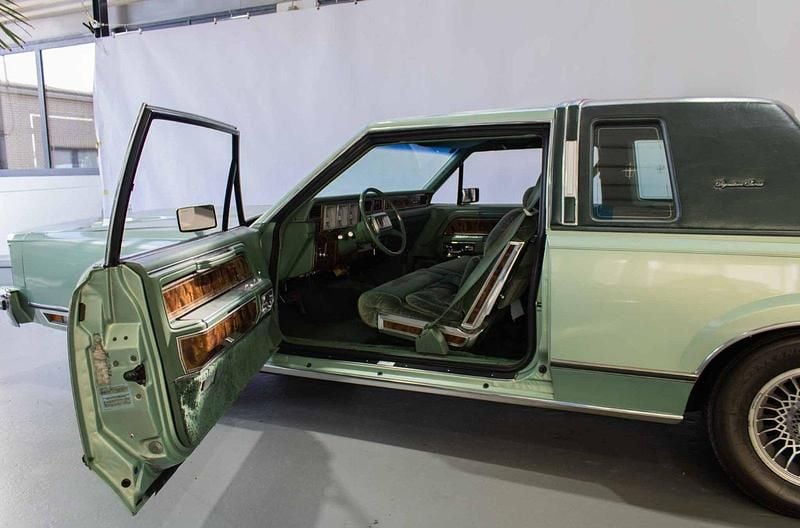 Gebraucht Lincoln Continental 132 PS (97 kW) 1981 Limousine