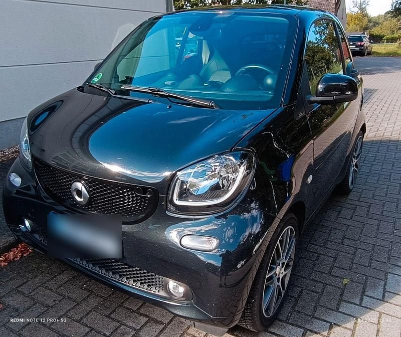 Schwarz Gebraucht 2016 Smart ForTwo Coupé Prime Cabrio | 10.900 € (Guter Preis) - Bild 1/4