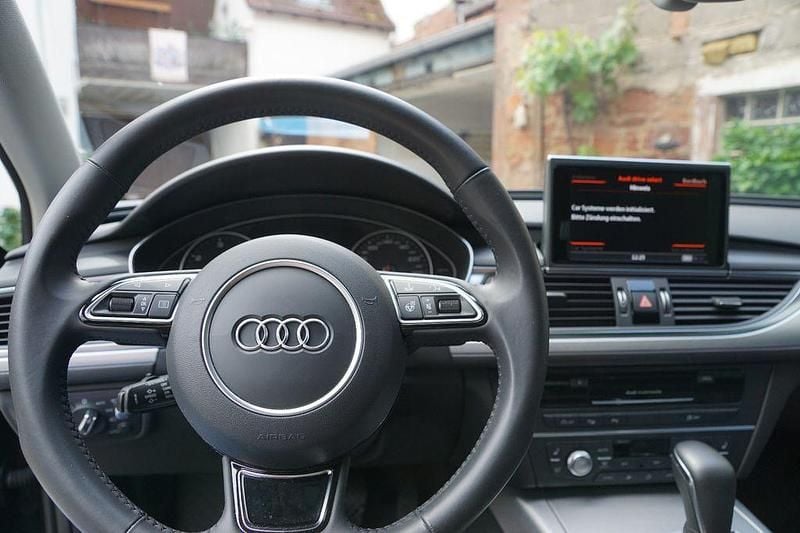 Gebraucht Audi A6 Ambiente 272 PS (200 kW) 2016 Schwarz Kombi