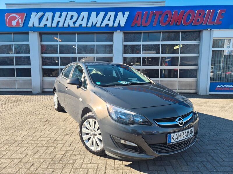 Grau Gebraucht 2014 Opel Astra Selection Limousine | 4.999 € (Fairer Preis) - Bild 1/4
