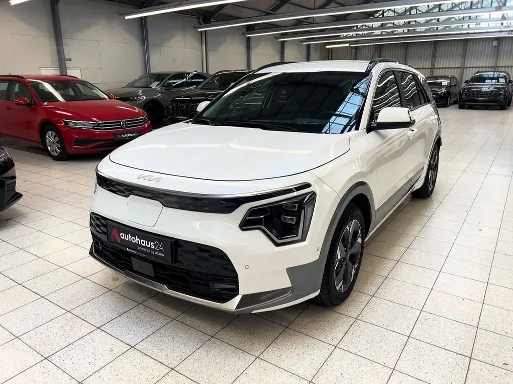 Gebraucht Kia e-Niro Inspiration 150 kW (204 PS) 2024 Weiß SUV