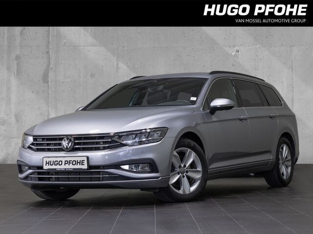 Andere farbe Gebraucht 2023 VW Golf VIII Business Kombi | 31.850 € (Etwas zu teuer) - Bild 1/2