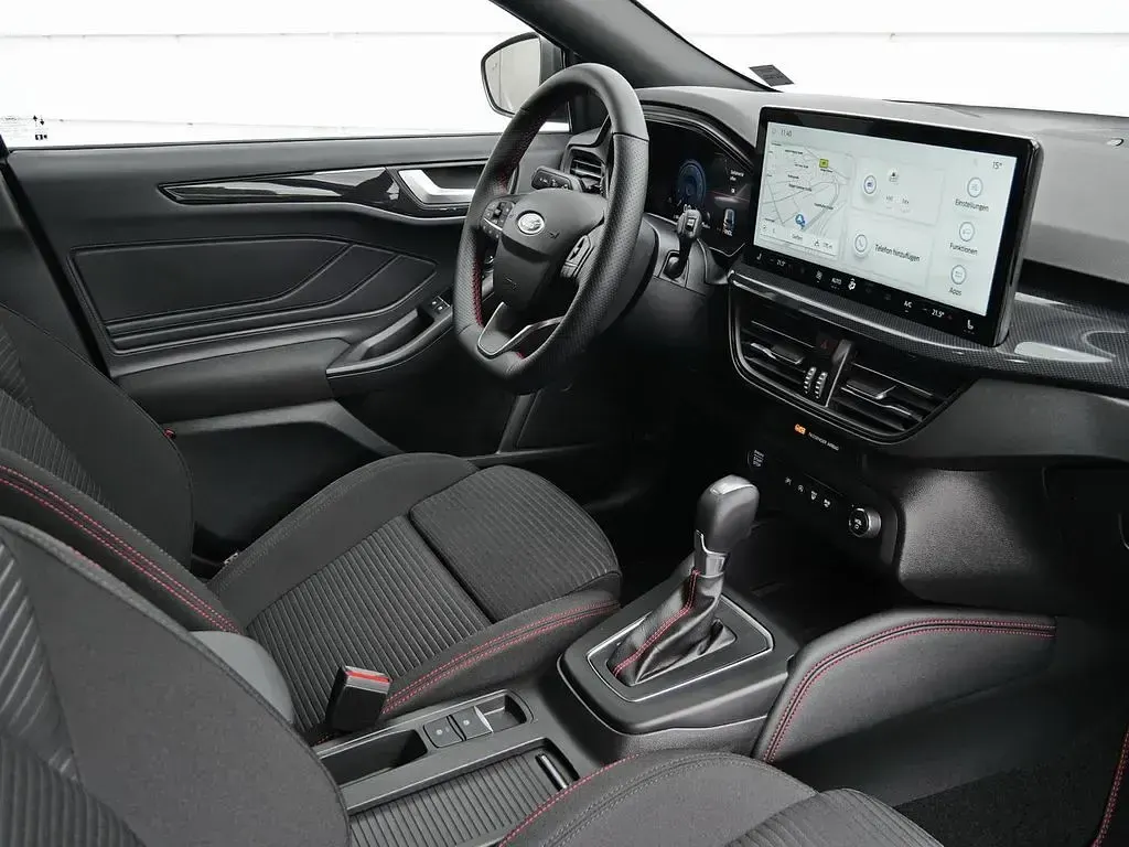Gebraucht Ford Focus ST-Line X 155 PS (114 kW) 2025 Limousine