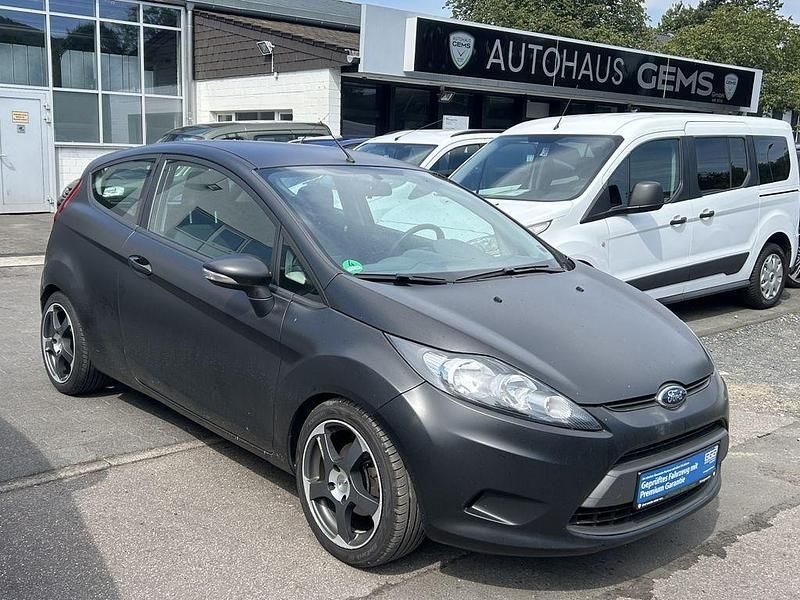 Pantherschwarz metallic Gebraucht 2010 Ford Fiesta Trend Kleinwagen | 3.900 € (Fairer Preis) - Bild 1/4