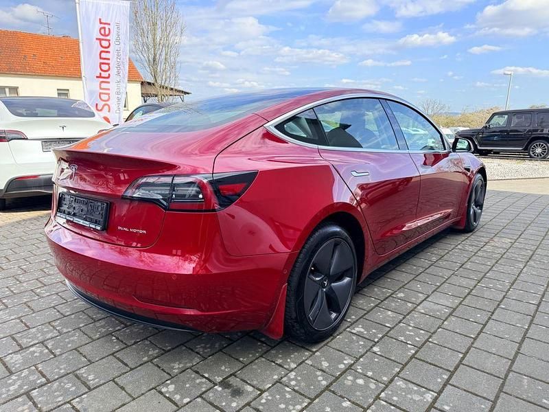 Gebraucht Tesla Model 3 350 kW (476 PS) 2019 Rot Limousine