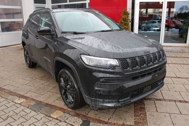 Schwarz Neu 2025 Jeep Compass North SUV | 38.900 € (Guter Preis) - Bild 1/4