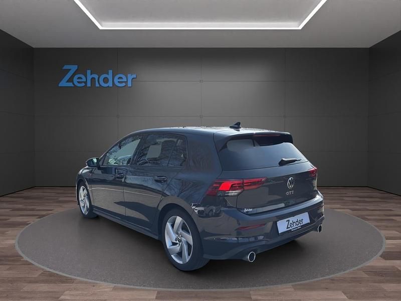 Gebraucht VW Golf VIII GTI 245 PS (180 kW) 2023 Grau Limousine