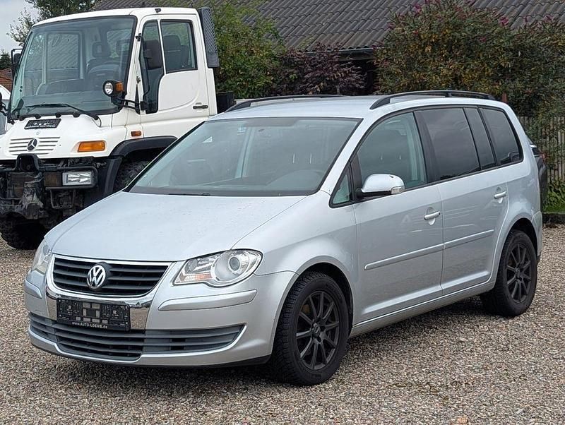 Gebraucht VW Touran 109 PS (80 kW) 2007 Silber Van / Kleinbus