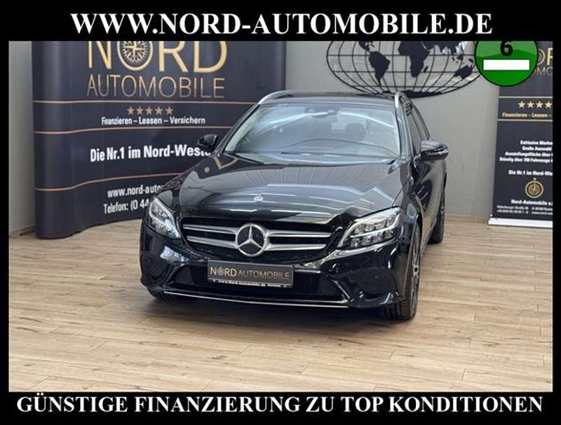 Schwarz Gebraucht 2020 Mercedes C300e Avantgarde Kombi | 18.700 € (Guter Preis) - Bild 1/3