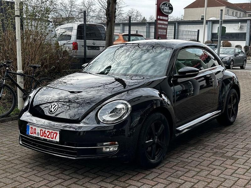 Gebraucht VW Beetle Cup 105 PS (77 kW) 2014 Schwarz Kleinwagen