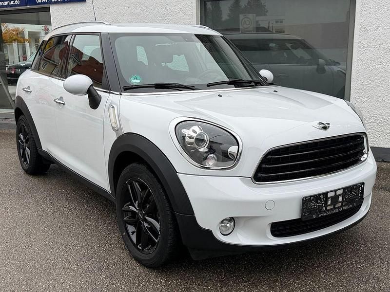 Weiß Gebraucht 2014 Mini One Countryman SUV | 10.390 € (Etwas zu teuer) - Bild 1/4