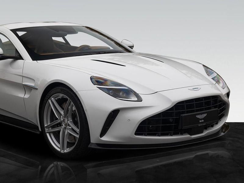 Neu Aston Martin Vantage 665 PS (489 kW) 2026 Weiß Coupé