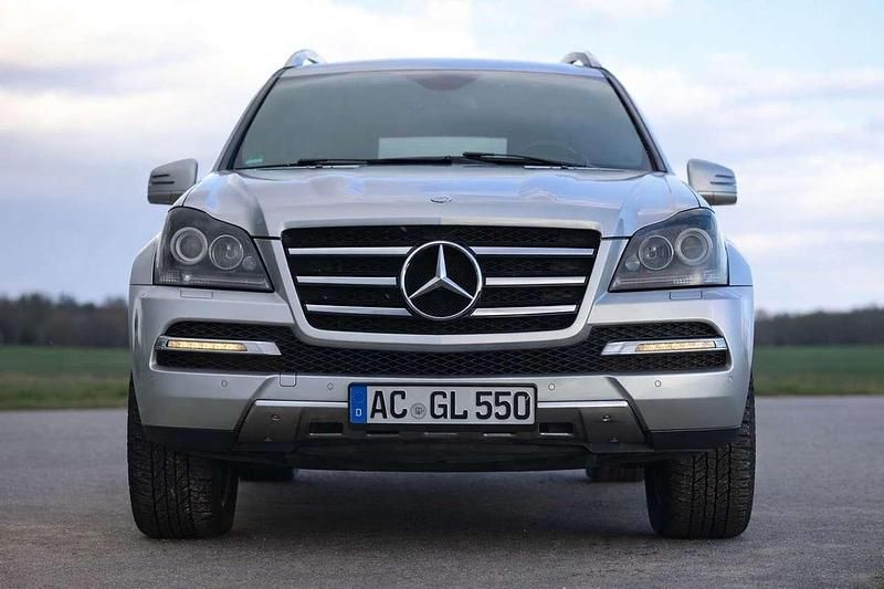 Gebraucht Mercedes GL500 387 PS (284 kW) 2012 Silber SUV