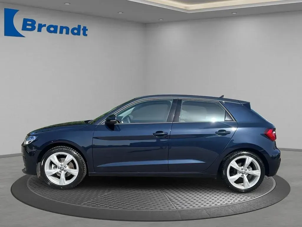 Gebraucht Audi A1 Sportback Advanced 150 PS (110 kW) 2020 Firmamentblau metallic (metallic) Kleinwagen