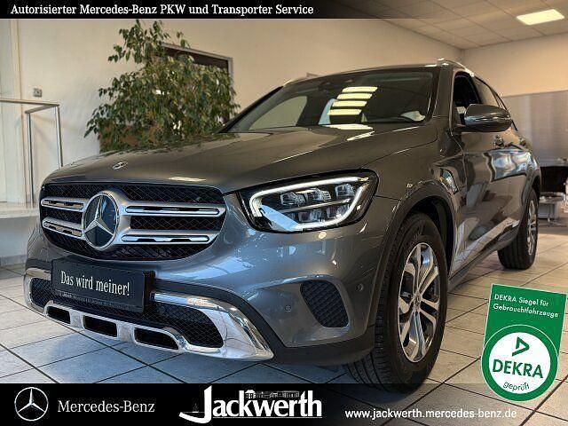 Gebraucht Mercedes GLC220 194 PS (142 kW) 2022 Lack selenitgrau SUV