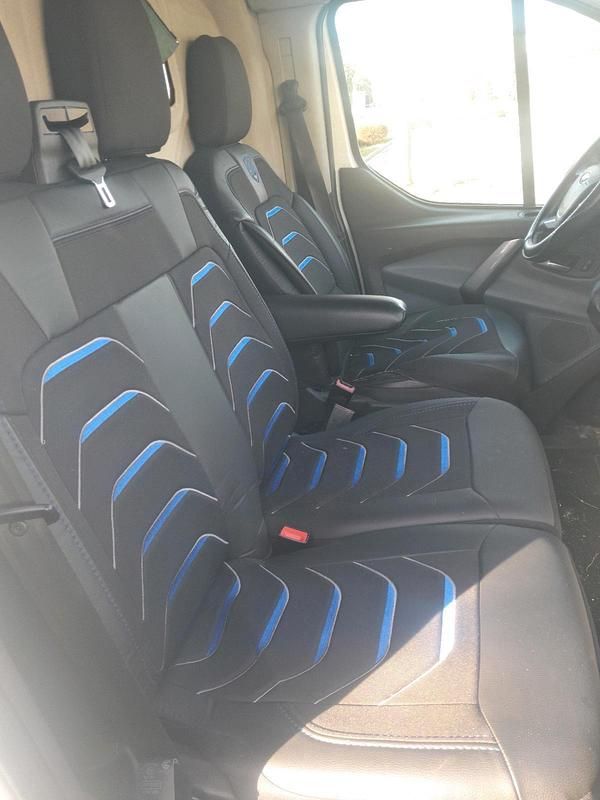 Gebraucht Ford Transit Custom 170 PS (125 kW) 2016 Weiß Van / Kleinbus