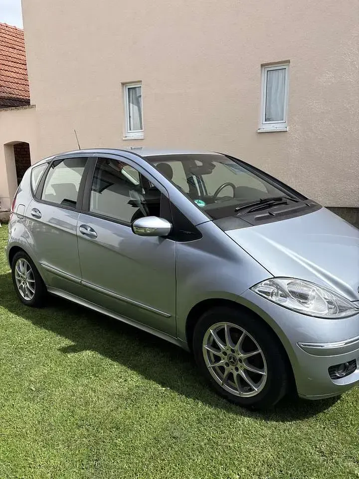 Gebraucht Mercedes A180 109 PS (80 kW) 2007 Blau Kleinwagen