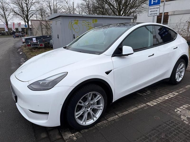 Gebraucht Tesla Model Y Long Range AWD 274 kW (373 PS) 2022 Weiß SUV