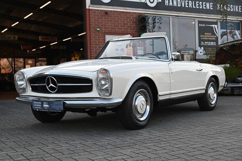 Weiß Gebraucht 1964 Mercedes W113 Cabrio | 68.990 € - Bild 1/4