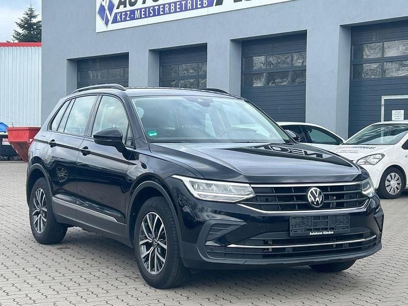 Gebraucht VW Tiguan R 150 PS (110 kW) 2022 Schwarz SUV