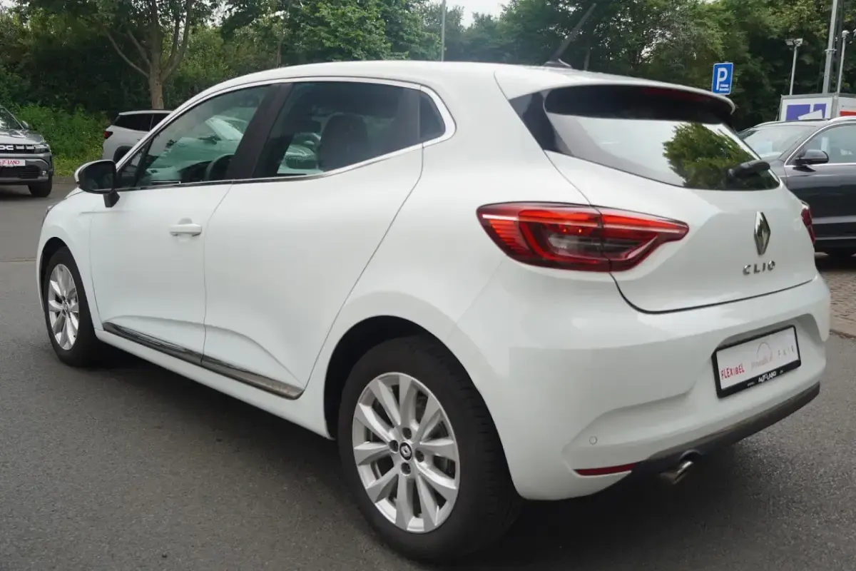Gebraucht Renault Clio Intens 140 PS (102 kW) 2022 Weiß Kleinwagen