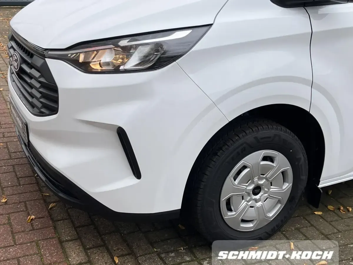 Neu Ford Transit Custom Trend 136 PS (100 kW) 2025 Weiß Van / Kleinbus