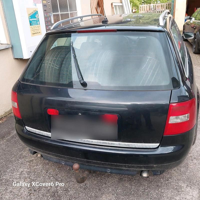 Gebraucht Audi A6 180 PS (132 kW) 2003 Schwarz Kombi