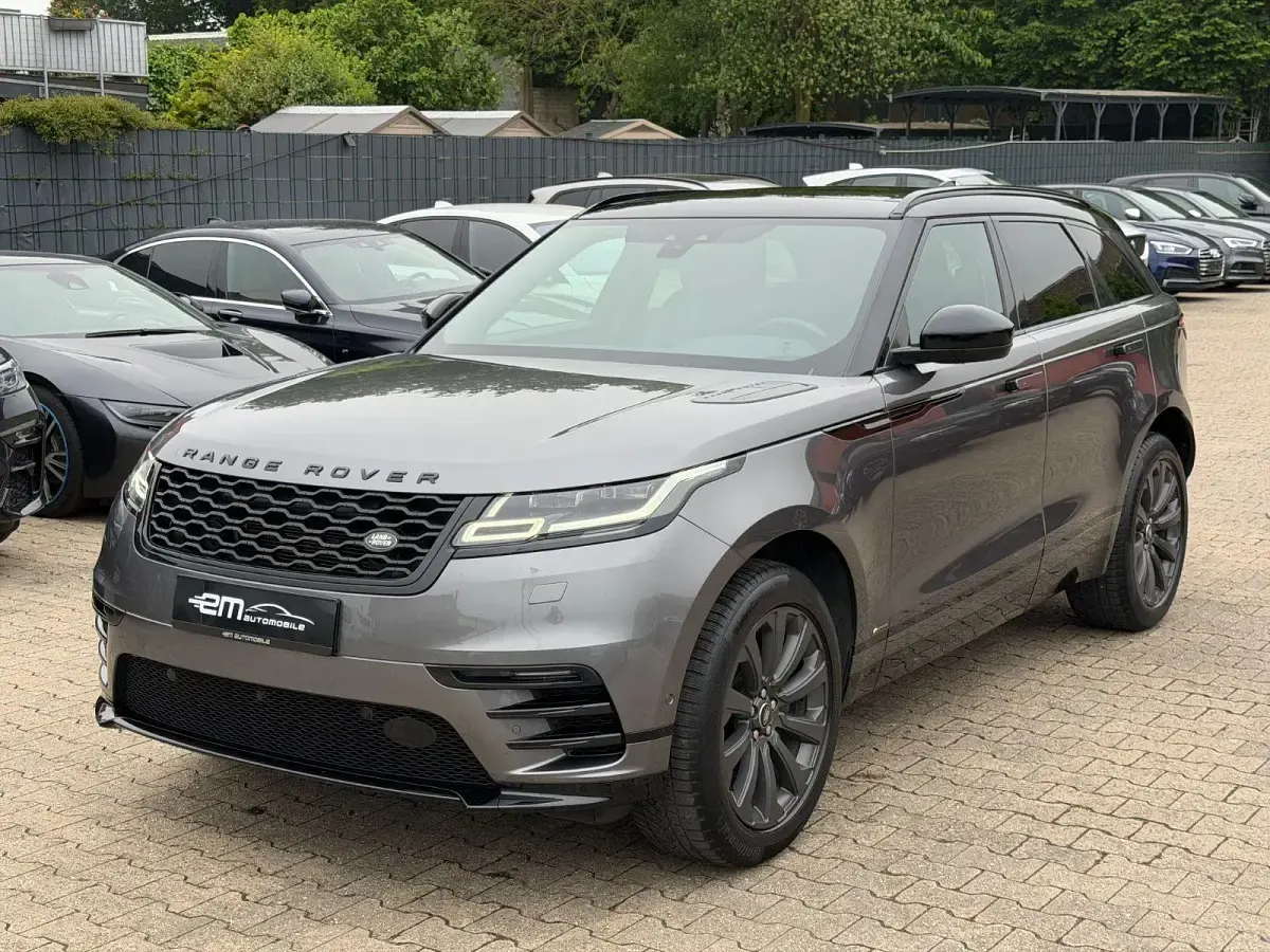 Gebraucht Land Rover Range Rover Velar SE Dynamic 250 PS (183 kW) 2019 Corris grey SUV