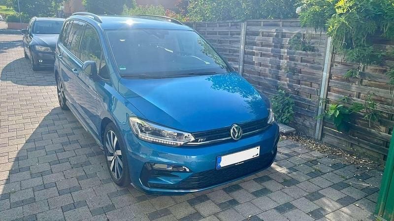 Blau Gebraucht 2019 VW Touran IQ Drive Van / Kleinbus | 22.000 € (Fairer Preis) - Bild 1/4