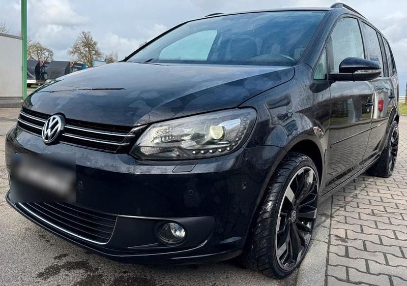 Gebraucht VW Touran 140 PS (102 kW) 2013 Schwarz Van / Kleinbus