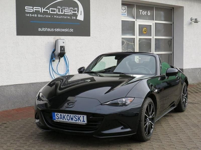 Gebraucht Mazda MX5 Sports-Line 184 PS (135 kW) 2019 Jet black Cabrio