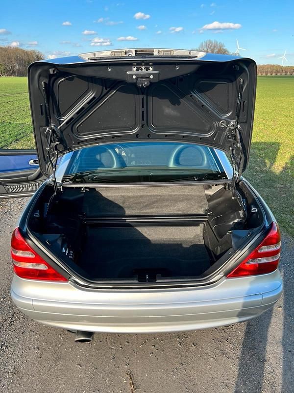 Gebraucht Mercedes SLK200 163 PS (119 kW) 2000 Silber Cabrio