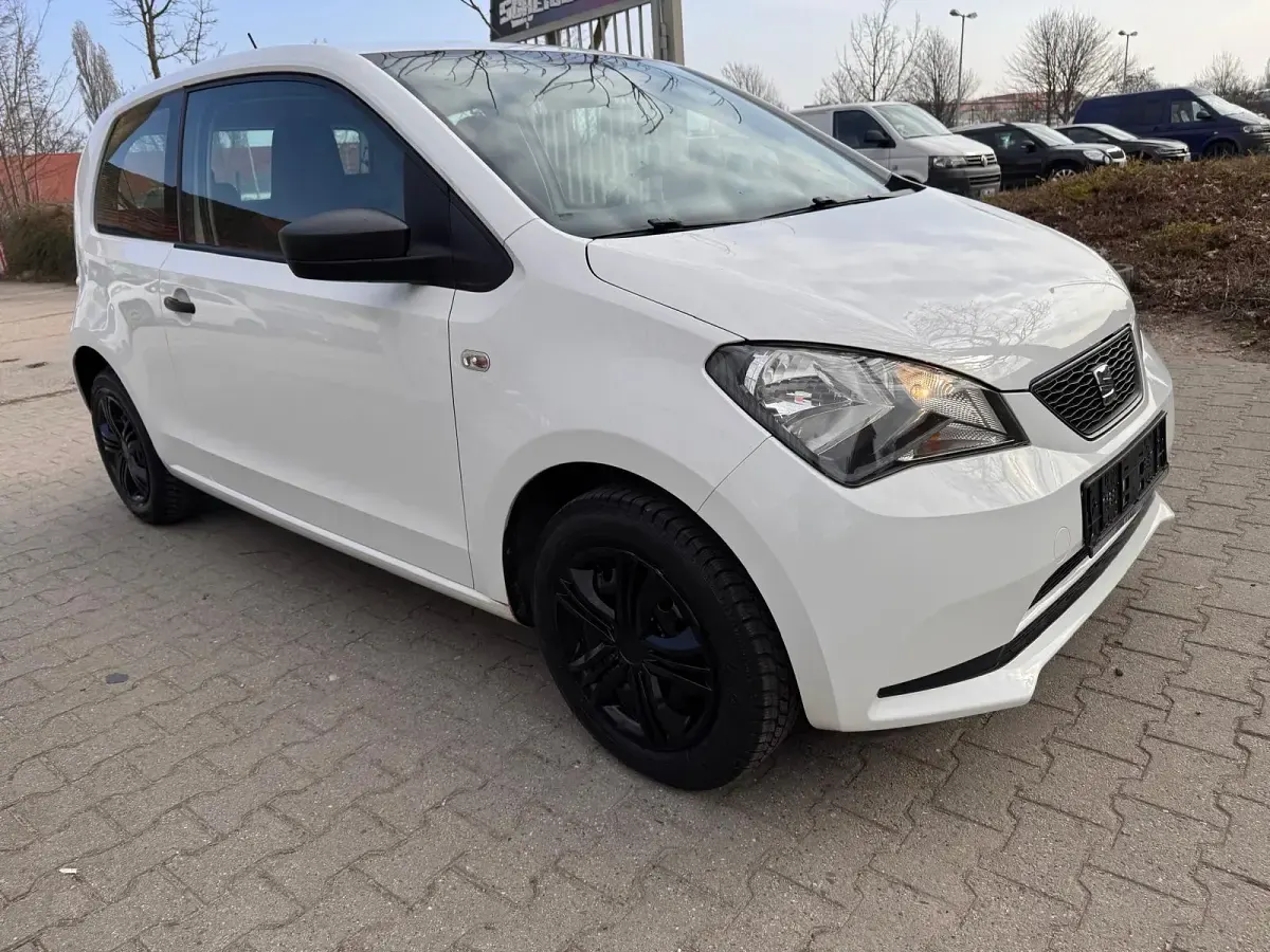 Używany Seat Mii 60 KM (44 kW) 2016 Biały Hatchback