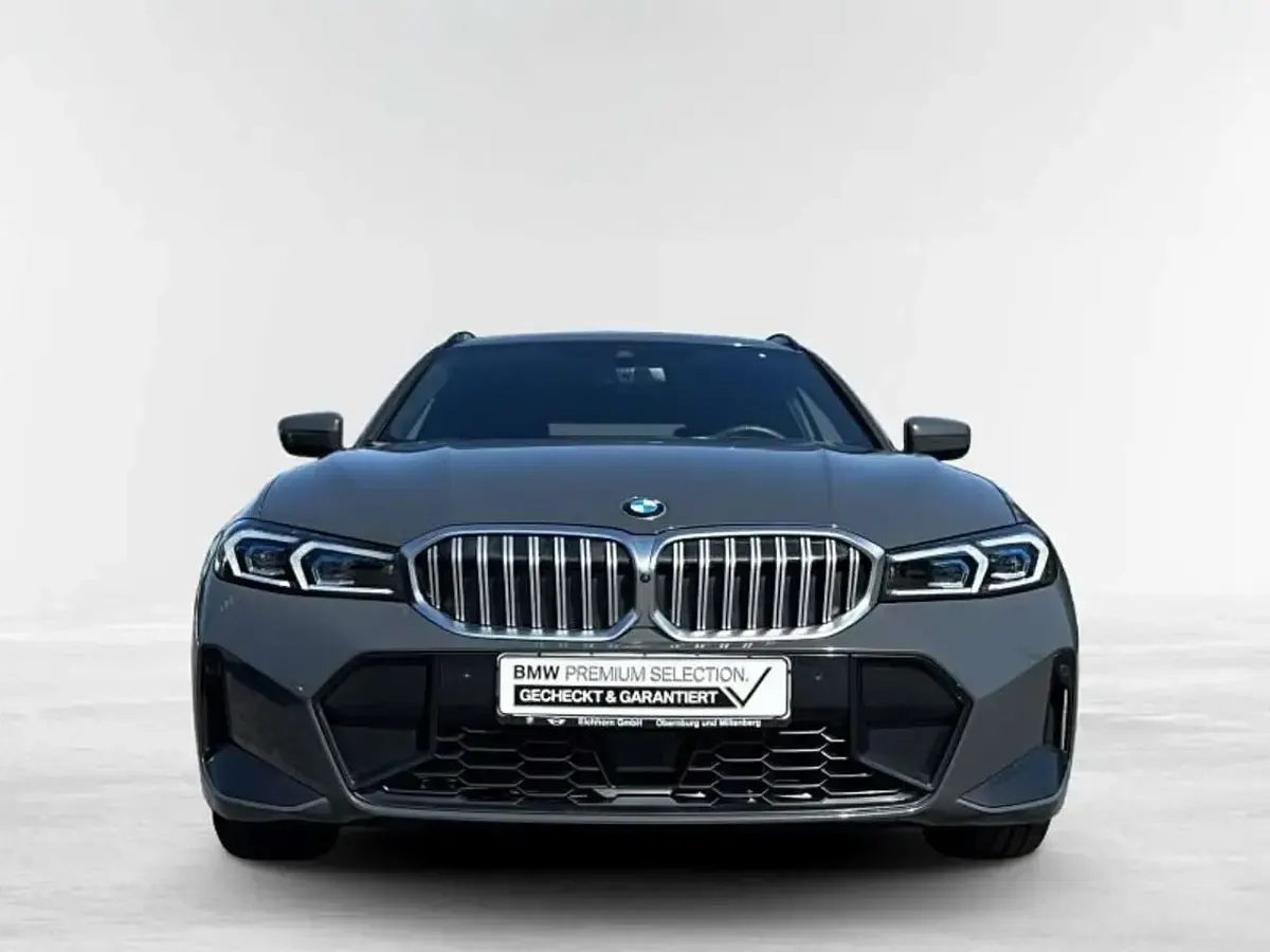 Gebraucht BMW 320 M Sport 184 PS (135 kW) 2025 Grau Kombi