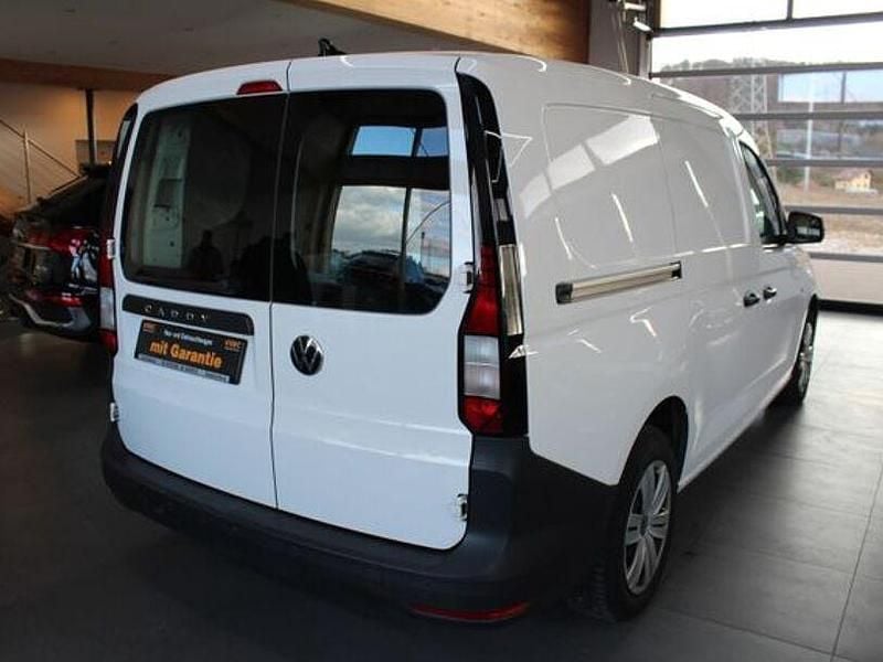 Gebraucht VW Caddy Maxi 122 PS (89 kW) 2022 Weiß Van / Kleinbus